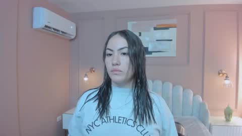 Snapshot of lia_ass chatting on February 2, 10:13 am Liss 3 online show from February 2, 10:13 am