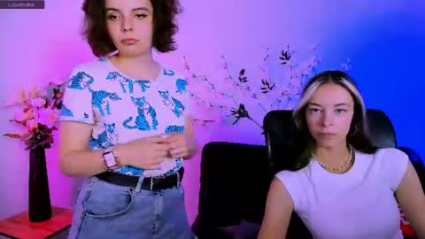 lia_dream_ online show from June 24, 8:24 am