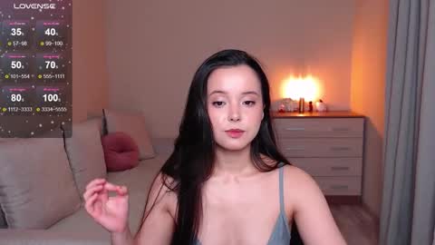 Snapshot of lia_hetty chatting on October 27, 8:14 pm L I A online show from October 27, 8:14 pm