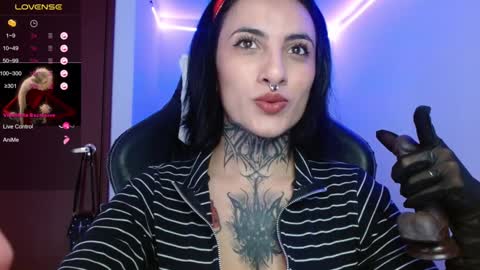 Snapshot of lia_miss2 chatting on December 16, 2:05 pm lia spicy ig online show from December 16, 2:05 pm