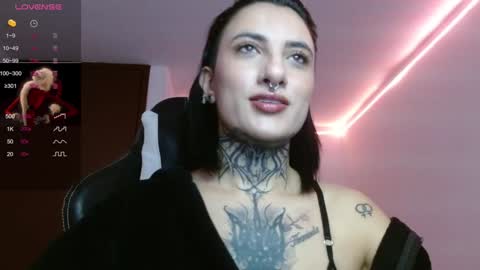 Snapshot of lia_miss2 chatting on January 22, 2:14 pm lia spicy ig online show from January 22, 2:14 pm