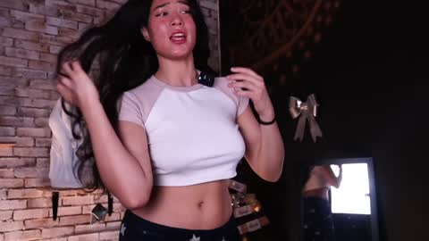 Snapshot of lia_owo chatting on December 26, 6:12 pm Liana online show from December 26, 6:12 pm