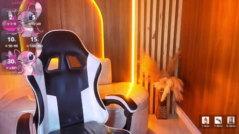 Online 1400 - 2100 online show from April 9, 2:58 am