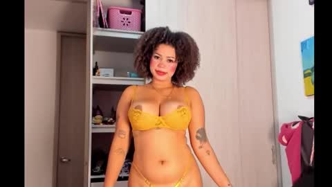 lia_rip01 online show from November 30, 5:11 am