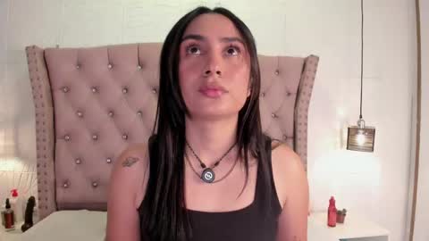 lia_sofiia online show from April 21, 9:05 am