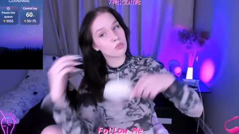 Snapshot of lia_xxgirl chatting on February 14, 8:59 pm Lia online show from February 14, 8:59 pm