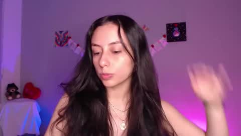   lia  online show from April 5, 2:32 am