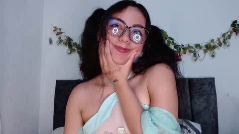 Snapshot of liaa_cute_ chatting on January 31, 11:45 pm   lia  online show from January 31, 11:45 pm