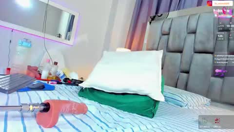 Snapshot of liaantonella69 chatting on September 24, 8:08 pm Antonela online show from September 24, 8:08 pm