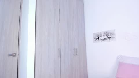 Lia online show from February 19, 3:27 pm