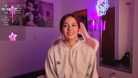 Snapshot of liabutera chatting on September 30, 4:56 pm Lia Butera online show from September 30, 4:56 pm