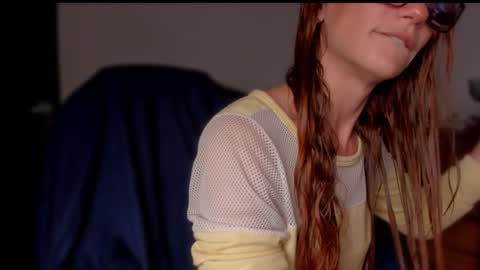Snapshot of liahilton_ chatting on February 5, 2:48 pm lh6 9c online show from February 5, 2:48 pm