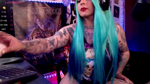 Snapshot of liakoy1 chatting on December 8, 10:57 pm LiaKoy online show from December 8, 10:57 pm