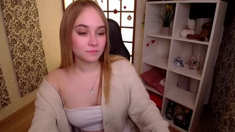 Snapshot of liana_bright chatting on January 28, 2:00 am Liana online show from January 28, 2:00 am