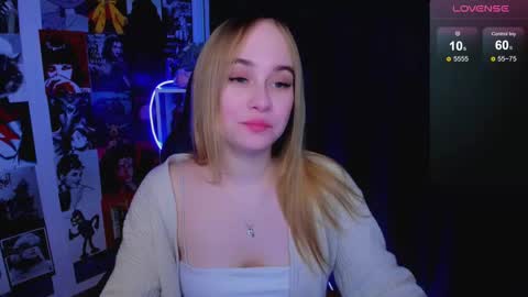 Snapshot of liana_bright chatting on January 19, 2:04 am Liana online show from January 19, 2:04 am