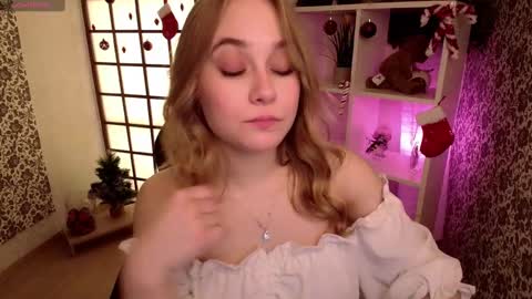 Snapshot of liana_bright chatting on January 17, 2:08 am Liana online show from January 17, 2:08 am
