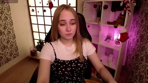 Snapshot of liana_bright chatting on January 20, 2:11 am Liana online show from January 20, 2:11 am