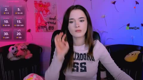 Little Liana  online show from June 3, 6:57 pm