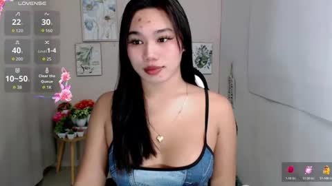 Liane online show from June 15, 3:40 am