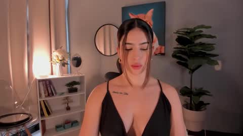 Lia online show from November 3, 12:31 pm