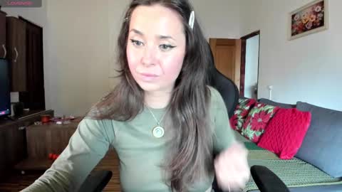 Snapshot of liaquinn chatting on February 27, 2:54 pm LiaQuinn online show from February 27, 2:54 pm