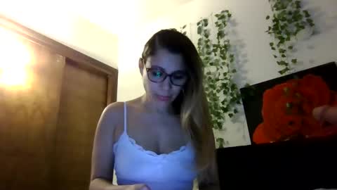 lickablemiami online show from February 22, 8:21 pm