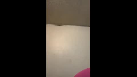 Snapshot of lickmelolliee chatting on March 9, 6:17 am AllieAustyn online show from March 9, 6:17 am