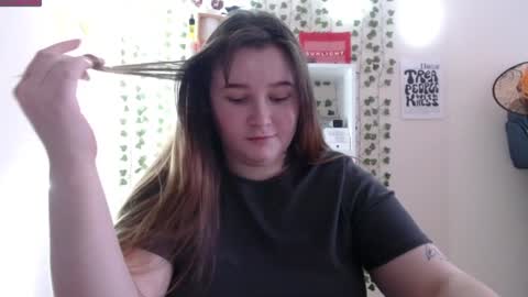 Snapshot of light_lunaa chatting on January 21, 10:08 am light_lunaa online show from January 21, 10:08 am