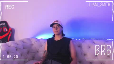 liiam_smith_ online show from February 15, 12:43 pm