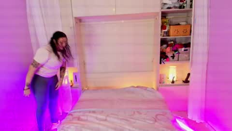         online show from February 10, 11:46 am