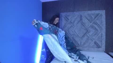         online show from February 26, 11:54 am