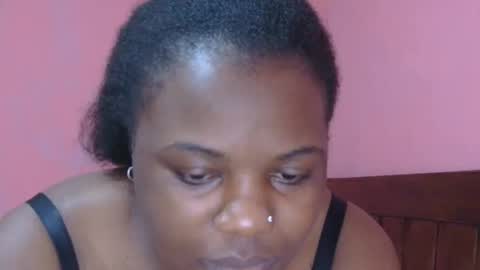 Snapshot of liilcutiee chatting on September 25, 11:46 pm Lily online show from September 25, 11:46 pm