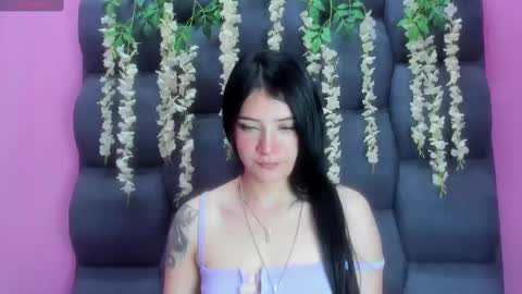 Snapshot of liinzy_rouse chatting on September 19, 4:06 pm Brittany online show from September 19, 4:06 pm