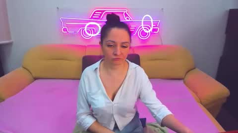 Snapshot of likaa_likaa chatting on December 27, 8:35 am Lika online show from December 27, 8:35 am