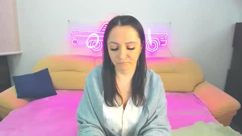 Snapshot of likaa_likaa chatting on December 5, 7:16 am Lika online show from December 5, 7:16 am