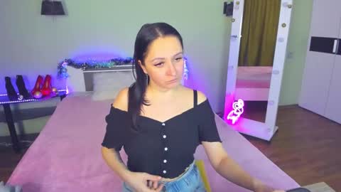 Snapshot of likaa_likaa chatting on December 5, 5:17 pm Lika online show from December 5, 5:17 pm