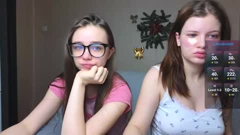 Snapshot of like_sun chatting on January 12, 2:56 am Call me Anna online show from January 12, 2:56 am