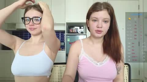 Snapshot of like_sun chatting on February 11, 2:57 am Call me Anna online show from February 11, 2:57 am