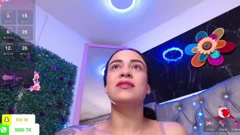 Snapshot of lila_gummy_ chatting on September 13, 11:07 am online show from September 13, 11:07 am