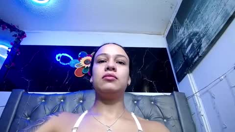 Snapshot of lila_gummy_ chatting on February 28, 11:36 am online show from February 28, 11:36 am