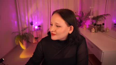 Snapshot of lila_hana chatting on October 11, 2:09 pm Lila online show from October 11, 2:09 pm