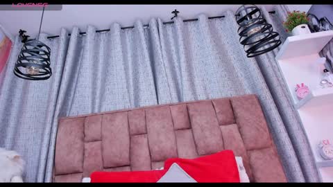 Snapshot of lila_noa chatting on January 26, 3:27 am lila noa online show from January 26, 3:27 am