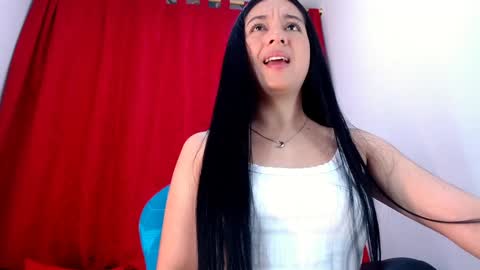 Snapshot of lila_pinky chatting on January 9, 2:18 pm L I L A online show from January 9, 2:18 pm