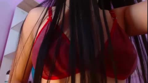Snapshot of lila_pinky chatting on December 22, 2:38 pm L I L A online show from December 22, 2:38 pm