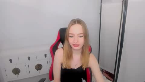 LiliaDesire online show from January 28, 4:08 pm