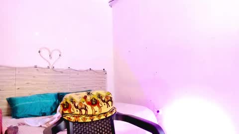 Lilah Sweet online show from April 2, 1:41 pm