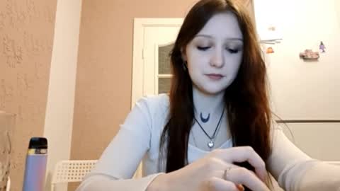 lilaheckenberg online show from March 1, 3:45 pm