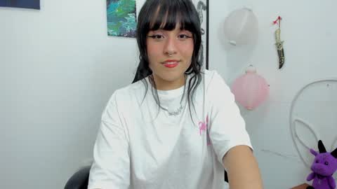 Lila 3 online show from December 6, 11:13 pm