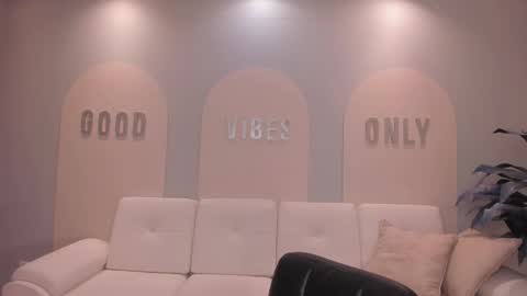 Lila West online show from November 4, 11:37 am