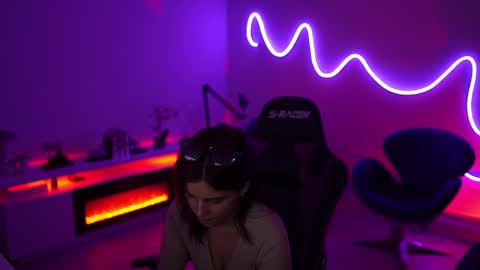 Rebecca online show from February 17, 6:24 am